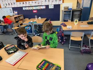 E22E42F5-A590-4066-AD91-29E228974A87