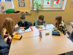 F8FAAEDD-651B-446C-AED8-C19FF9E569DC