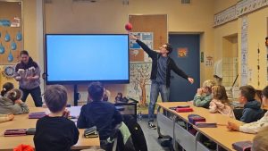 403c9f46-040a-41bc-b851-c31592a86128