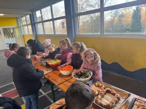 a65d7cdd-7d75-4f4d-a31f-35586873ea86